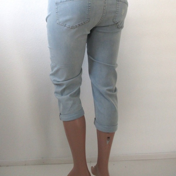 Lane Bryant DESTRUCTED Capri Plus Size NWOT - Picture 4 of 5